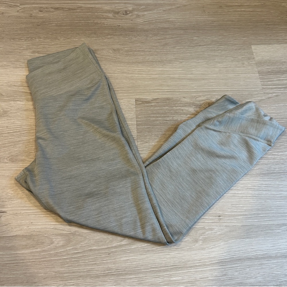 Nike Women's Grey DRi-FIT Yoga High Rise 7/8 Tights - Medium.